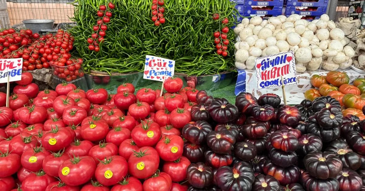 Comment découvrir les traditions culinaires locales en voyage